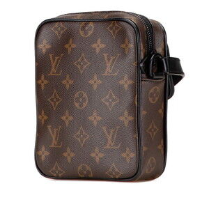 Louis Vuitton Wearable Brown Christopher Wallet Black Bag Leather Macassar